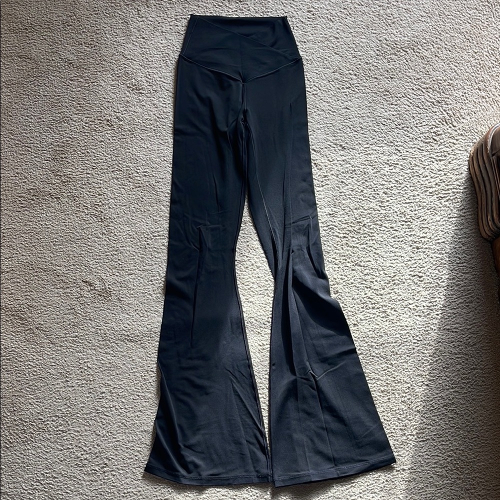 Aerie Crossover Flare Leggings - Size S Long
